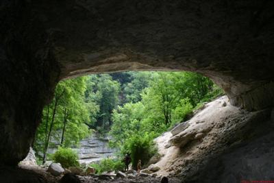 La Grotte Lacuzon